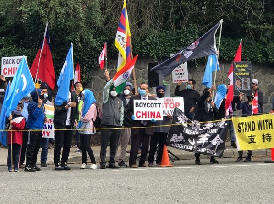 Friends of Canada-India protest against China in Vancouver for release of 2 detained Canadians