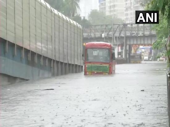 230 mm rainfall recorded in Mumbai in 10 hours