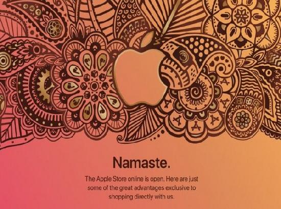 Apple launches online store in India