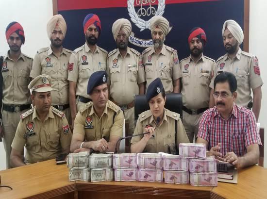  Patiala Police recover Rs 1 crore from a car 