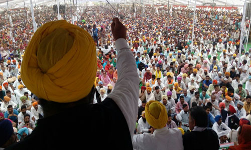 A large number of people thronged at AAP's political conference at Talwandi Sabo