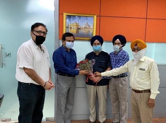 Amritsar Vikas Manch felicitated outgoing Director of Amritsar Airport, welcomes new Direc