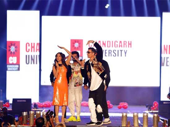 Akshay Kumar, Kiara Advani, Badshah enthralls audience at Chandigarh University
