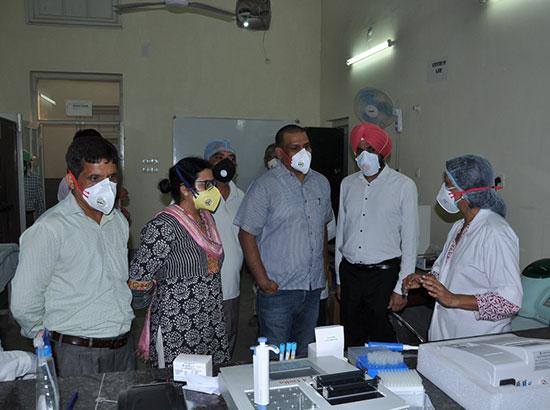 Amit Kumar Reviews  COVID Situation And Treatment Facilities at Rajindra Hospital
