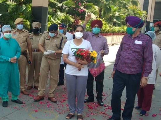 SI Arshpreet Kaur Grewal discharged from hospital after she recovers from coronavirus