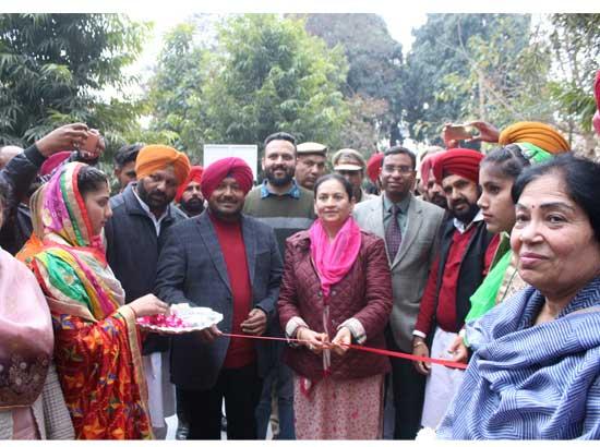 Residents of 21 Villages to get city like facilities with help of Dhandra Cluster: Aruna Chaudhary
