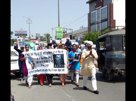 Youths protest in Ferozepur, demand Justice for Asifa