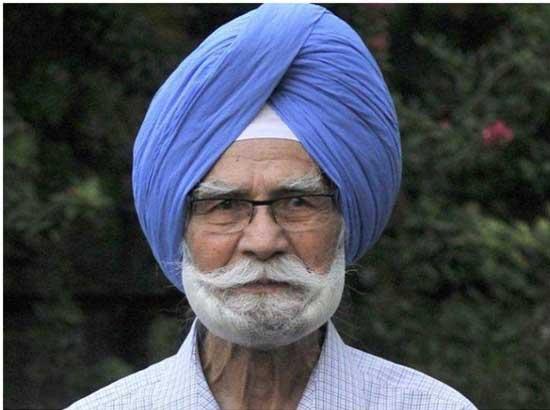 Punjab CM releases Rs. 5 lakh assistance for Hockey Olympian Balbir Singh Senior's treatment 

