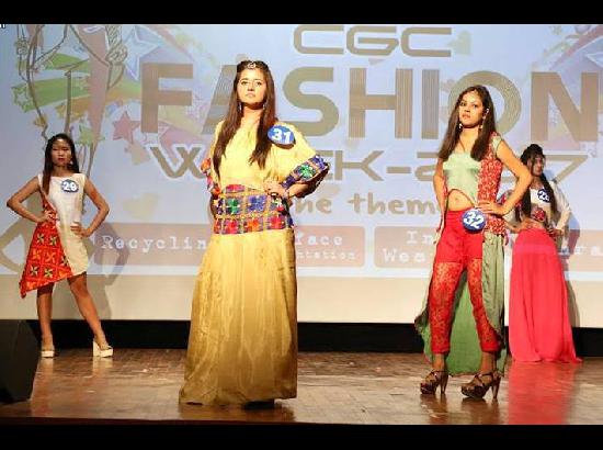 CGC Jhanjeri organizes grand fashion show