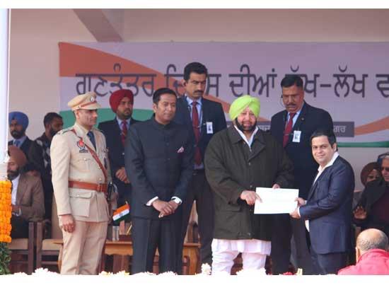 CM Punjab honours  SDO PSPCLEr Mohit Nagpal 
