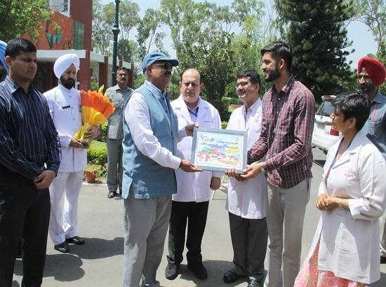 Charity begins at Home: Badnore inaugurates blood donation camp at Punjab Raj Bhawan to mark World Blood Donors' day
