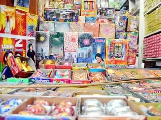 Sale of crackers banned 
 

