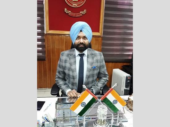 Inform foreign returnees  at 24x7 Control Room set up in DAC Ferozepur