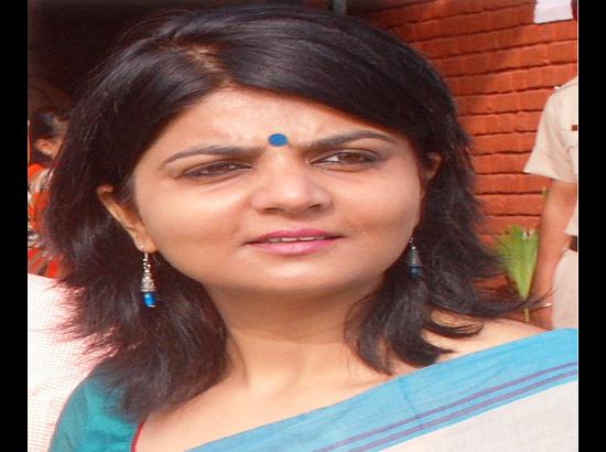 <b>Deepti Uppal</b> IAS launches forceful campaign to tap youth - Deepti-Uppal-ADC-(G)-Kapurthala-1473957715720