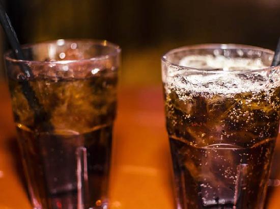 Artificially sweetened drinks may not be healthier than sugary drinks