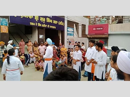 Ludhiana: Nukkad Natak held to raise awareness among voters in Atam Nagar 