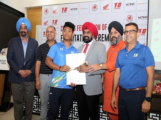 CFI felicitates Indian junior cyclists
