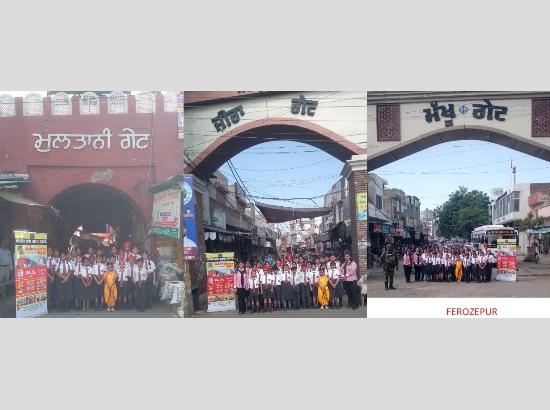 On World Heritage Day, VWS students explore historical gates of Ferozepur
