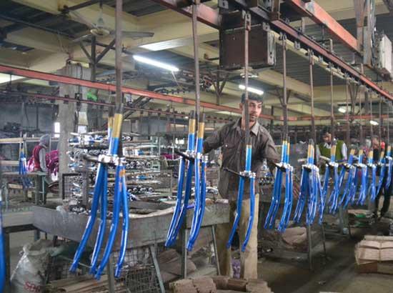 Punjab to  change definition of large factories from ‘500 Workers’ to ‘1000 Workers’