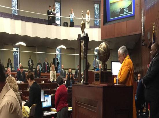 Nevada Assembly starts day with Hindu mantras