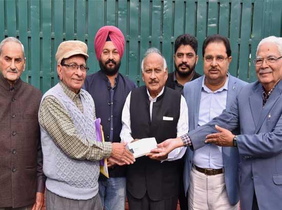 Punjab Irrigation Retd. Engineers Association donates Rs. 7.51 lakh for Chief Minister's Relief Fund

