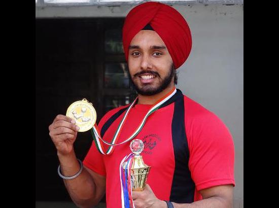 Jagteshwar wins Gold Medal in 41st National Arm-Wrestling Championship-2017