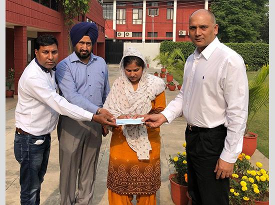 STF IGP Hands Over Cheque To Martyr Gurdeep Singh’s Family