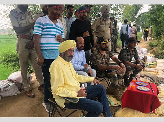 FCR  KBS Sidhu visits Ghaggar b breach site , assures compensation to affected farmers