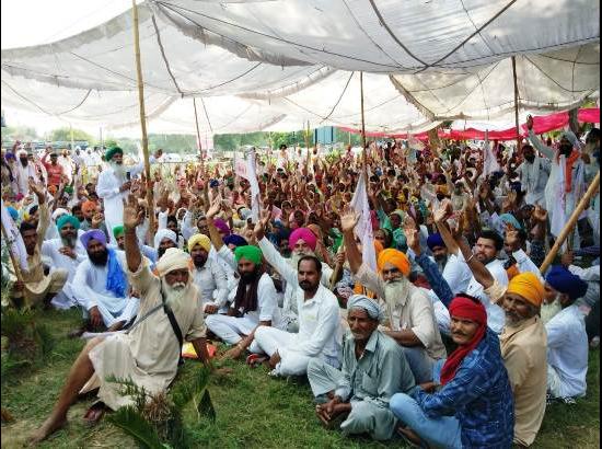 Punjab Kissan Sangharsh Committee protest ends, CM invites for talks