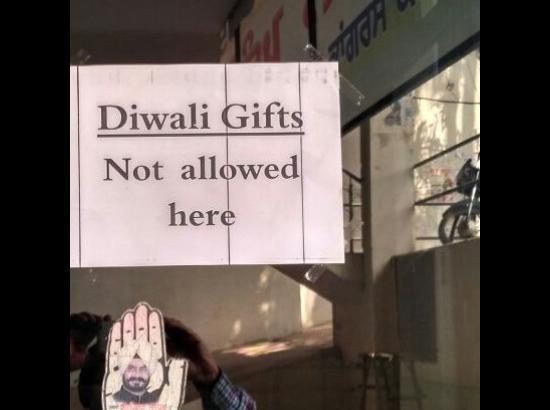 MLA puts up notice, says no to Diwali gifts