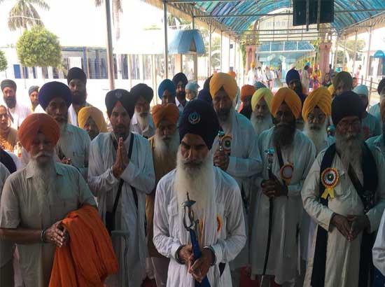 21 member Hawara Committee warned to Stop discrimination against Sikhs or face the revolt  

