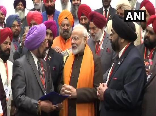 Sikh community in Houston thank 'Tiger' PM Modi for Kartarpur, other decisions