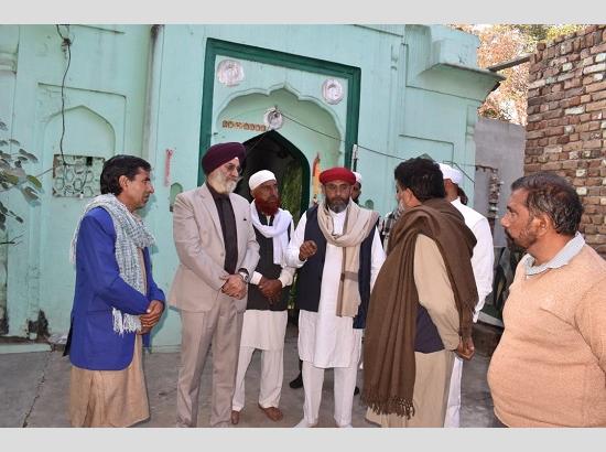Member Minorities Commission visits abandoned mosques in Jalandhar 