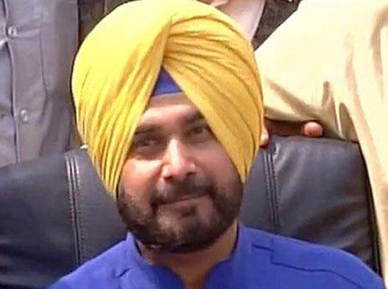 Navjot Sidhu launches campaign ‘Peoples Government At Their Doorsteps’