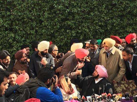 Sidhu's ministry may be changed if he continues on TV: Amarinder 