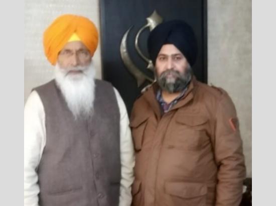 Former Federation leader Davinder Singh Sodhi  resigns from Congress, joins SS Dhindsa group
