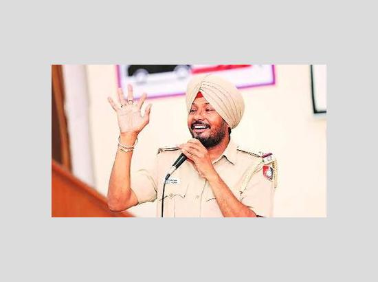 Chandigarh ASI and popular singer tested Corona positive