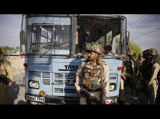 8 CRPF jawans, two militants killed in Pampore encounter

