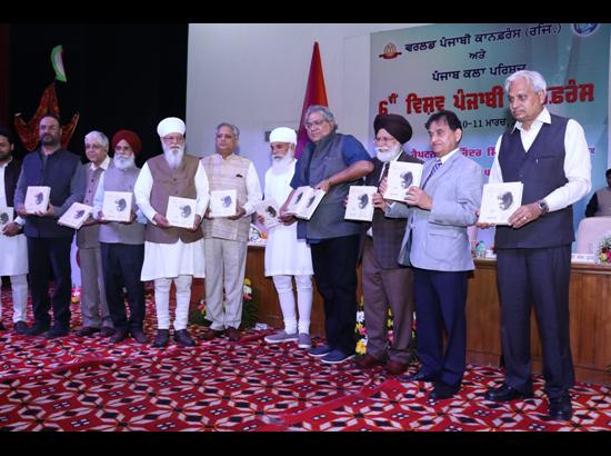 Late Harbans Bhalla’s “Peelay Pattar” released at World Punjabi Conference
