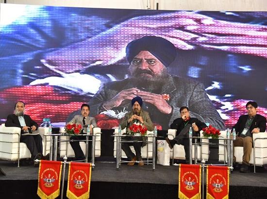 Media should be more fearless & critical in covering Defence forces, feel panelists at MLF 2018