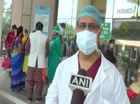 Civil Hospital doctors stage protest against inferior quality of masks in Ludhiana