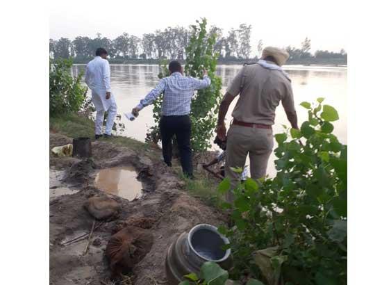 Excise Department conducts raid & destroys 11000 litres of Lahan