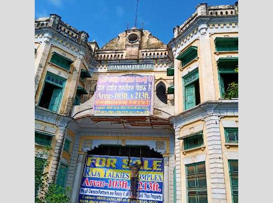 Curtain for 89-year-old iconic Cinema House in Ferozepur