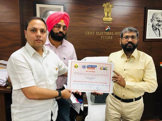 Patiala Foundation and Avoid Accident Forum submit demand letter regarding adherence of road traffic regulations during road shows 
