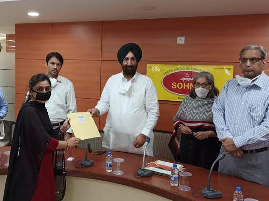 Sukhjinder Randhawa hands over appointment letters to 110 Field Executives in cooperative banks
