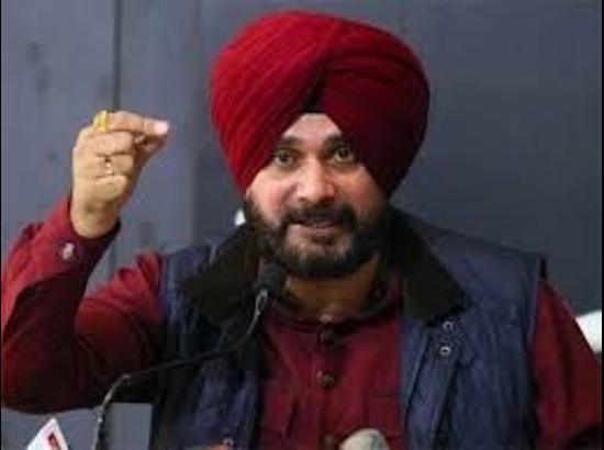 Sidhu unveils Rs.1540 crore development package for 107 cities