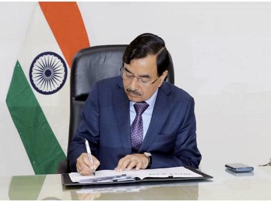 Sushil Chandra takes over as new Election Commissioner