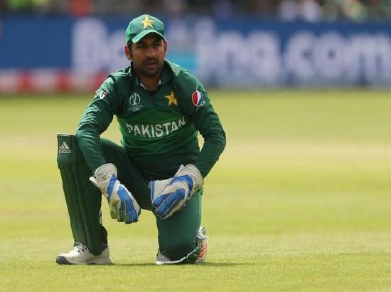Sarfaraz Ahmed sacked as Pakistan Test and T20I skipper