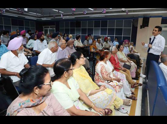 Fortis holds Session on “Hernia and its Management” for senior citizens
