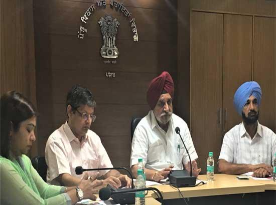 Ensure maximum participation of people in pond cleaning campaign : Tript Bajwa

